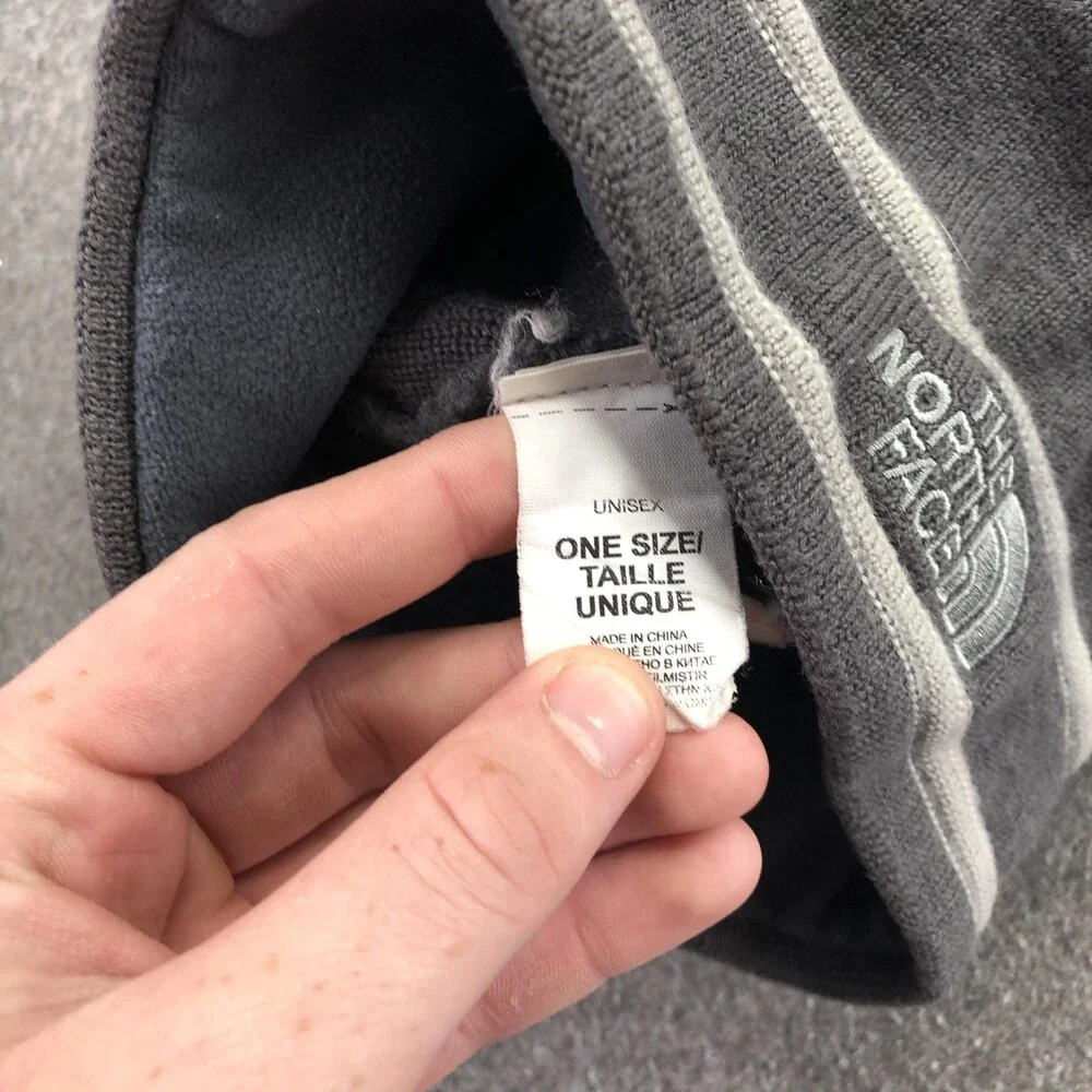 The North Face Hat Beanie Mens One Size Gray Striped Fleece Lined Winter Thermal